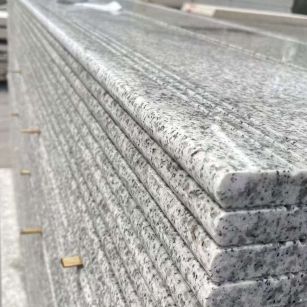 清远芝麻白楼梯踏步 花岗岩楼梯板材