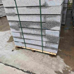 清远芙蓉白路牙石，马路牙子