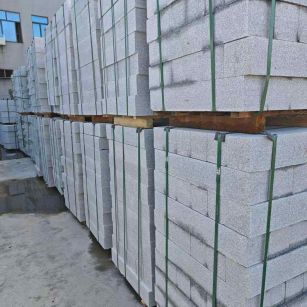 清远芝麻白路牙石，路侧石